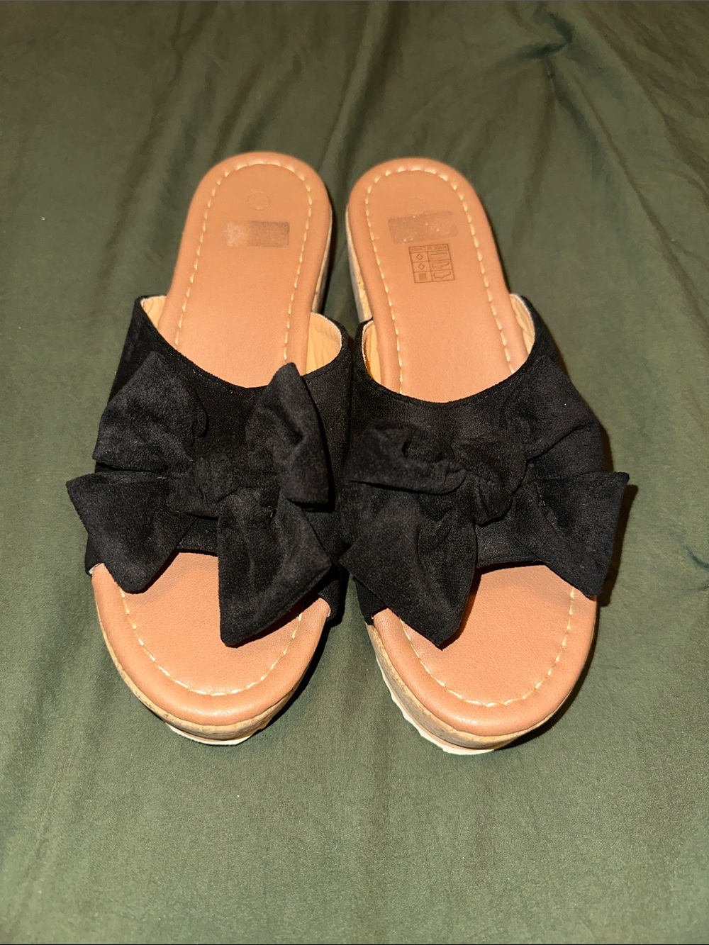 Amazon Black Bow Platform Slide Sandals